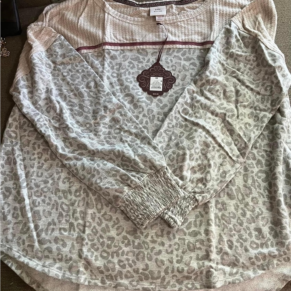 Knox Rose Womens top